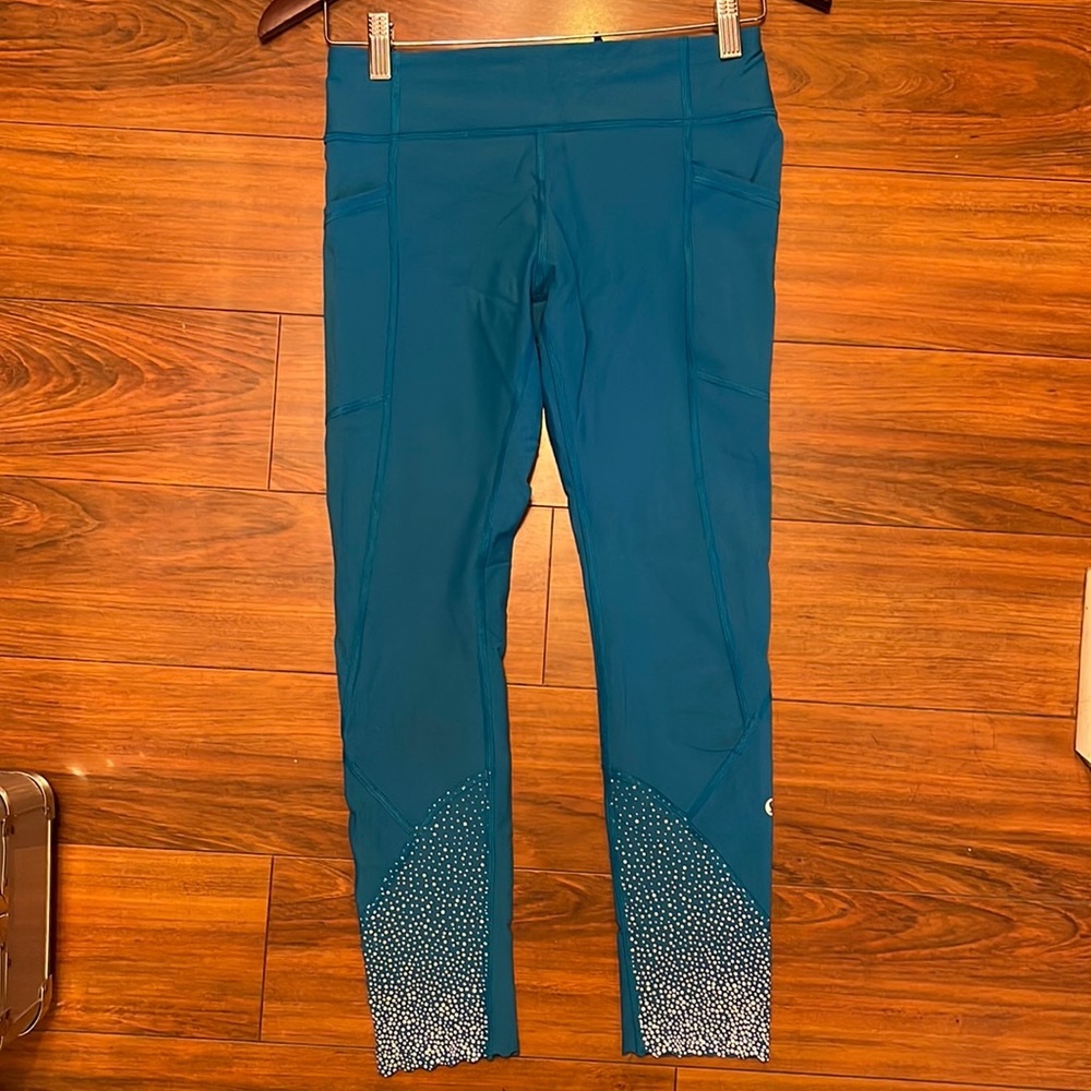 Lululemon yoga pants